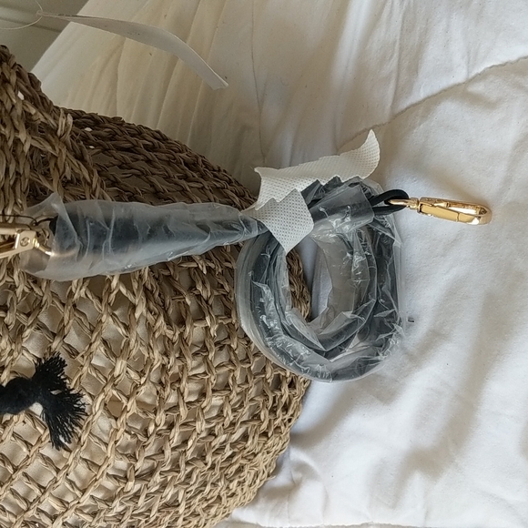 NWT - Straw Bag With Drawstring Cloth Insert - Picture 3 of 6